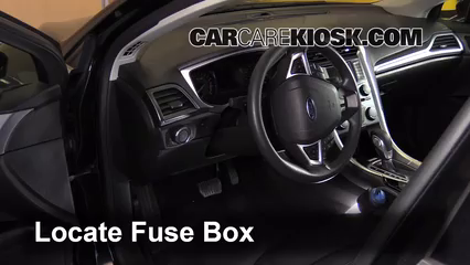 2013 fusion fuse box location